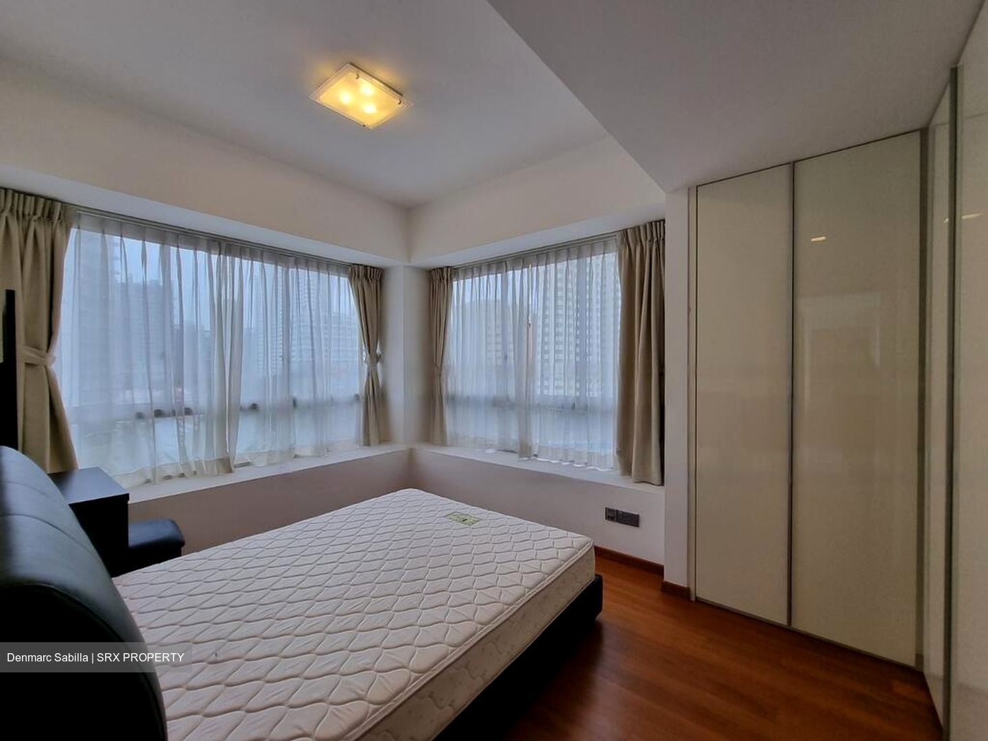Suites @ Cairnhill (D9), Apartment #470828901